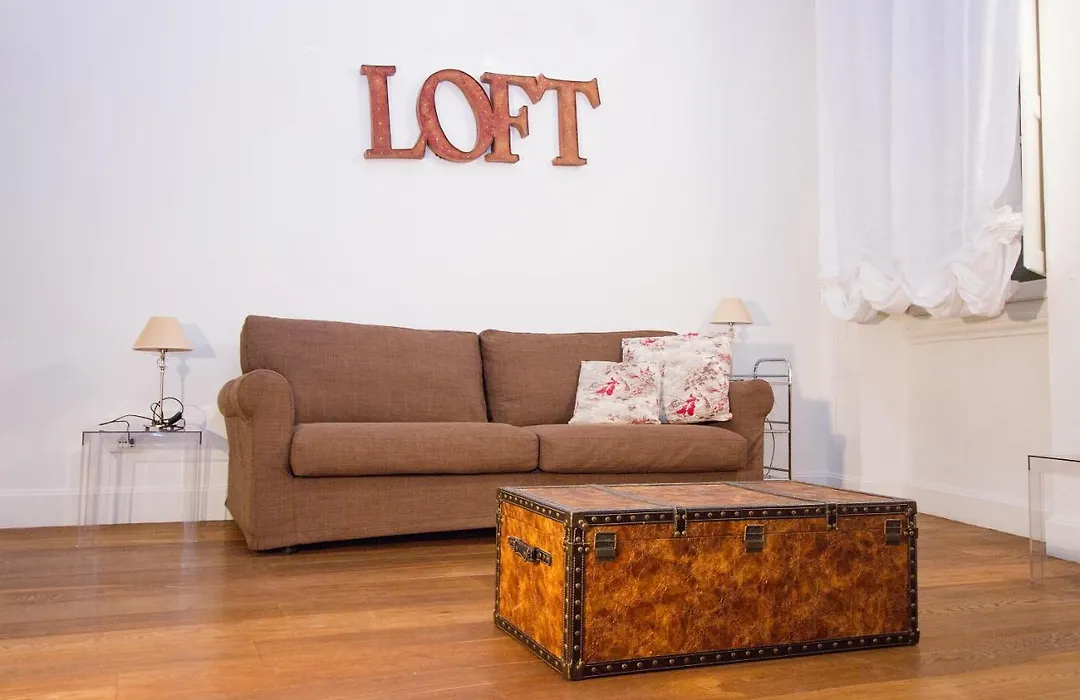 Charming Santa Croce Loft-1